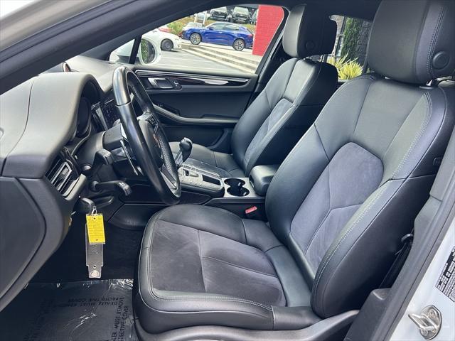 Photo of 2019 White Porsche Macan