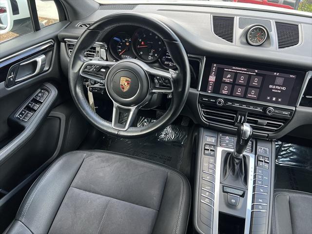 Photo of 2019 White Porsche Macan