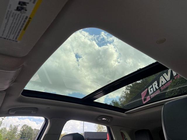 Photo of 2017 Dark Adriatic Blue Metallic Cadillac XT5