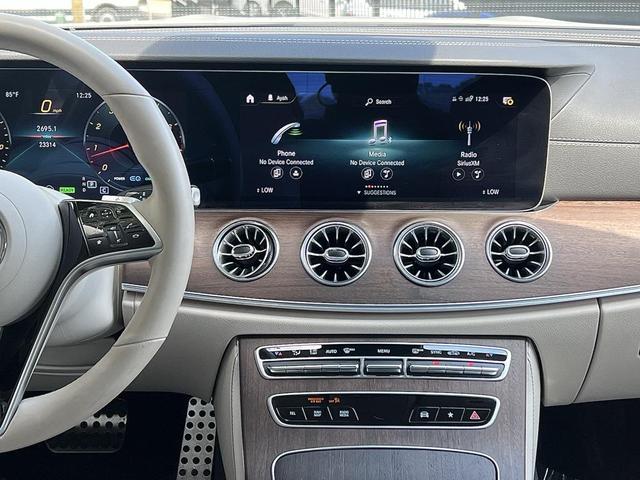 Photo of 2023 White Mercedes-Benz CLS 450