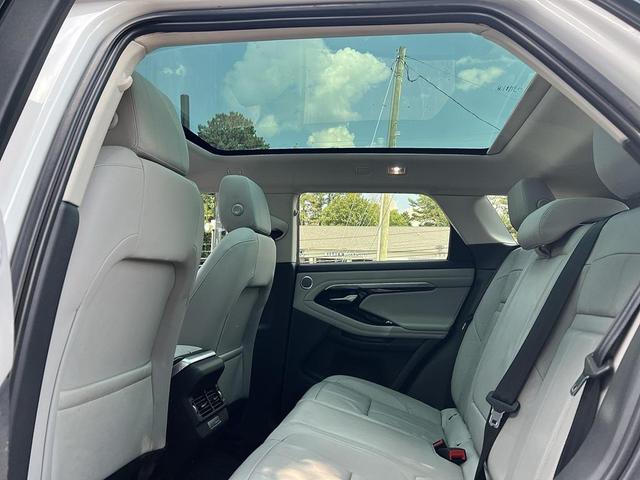 Photo of 2020 White Land Rover Range Rover Evoque