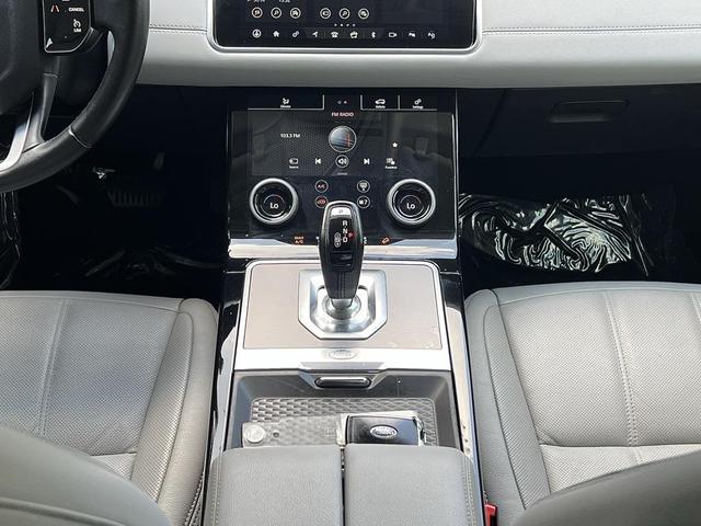 Photo of 2020 White Land Rover Range Rover Evoque