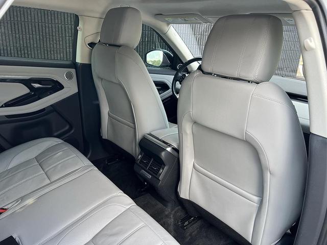Photo of 2020 White Land Rover Range Rover Evoque