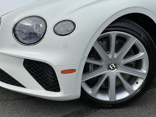 Photo of 2020 White Bentley Continental GT