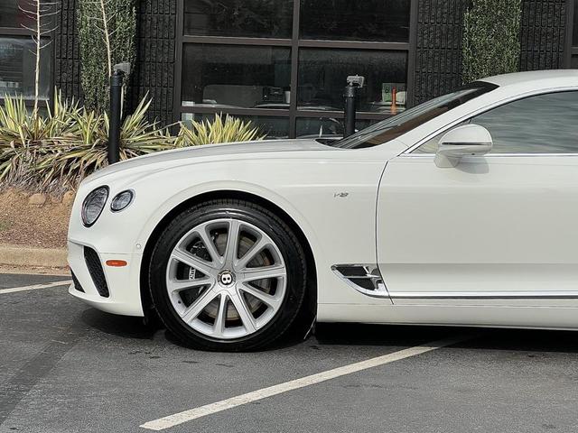 Photo of 2020 White Bentley Continental GT