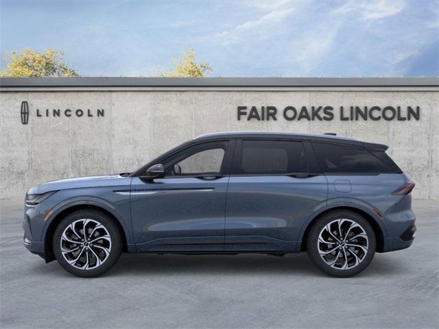 Photo of 2025 Whisper White Lincoln Nautilus