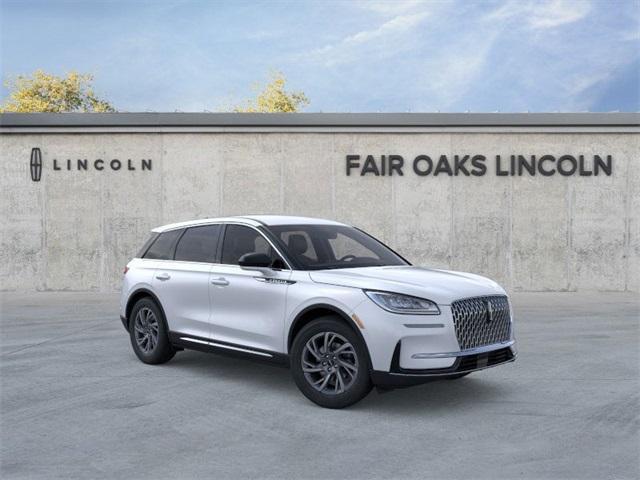 Photo of 2025 Crystal White Metallic Lincoln Corsair