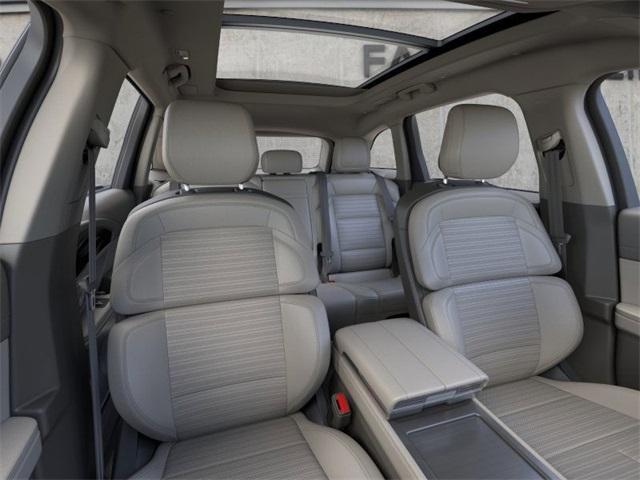Photo of 2025 Whisper White Lincoln Nautilus