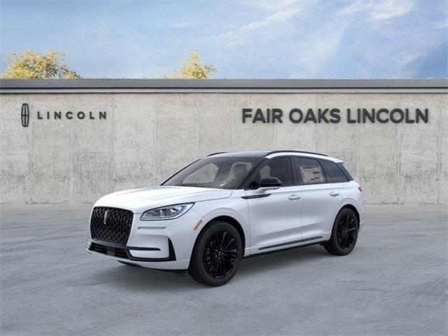 Photo of 2025 Crystal White Metallic Lincoln Corsair