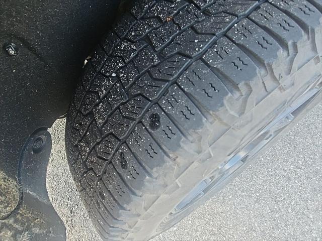 Photo of 2021 Midnight Black Metallic Toyota RAV4