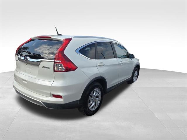 Photo of 2015 White Diamond Pearl Honda CR-V