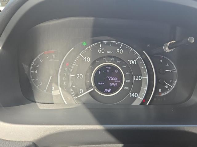 Photo of 2015 White Diamond Pearl Honda CR-V