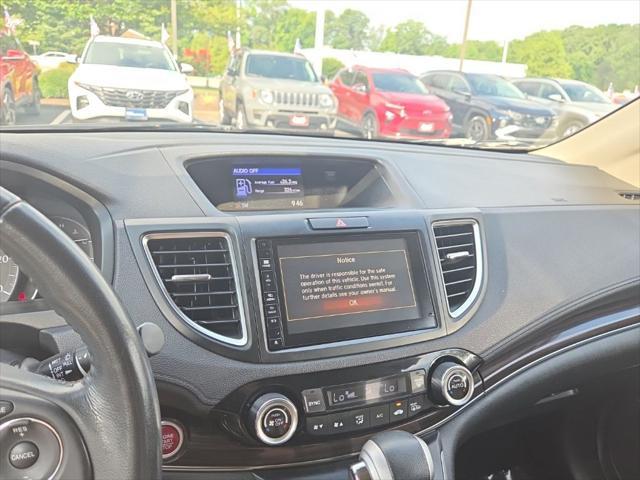 Photo of 2015 White Diamond Pearl Honda CR-V