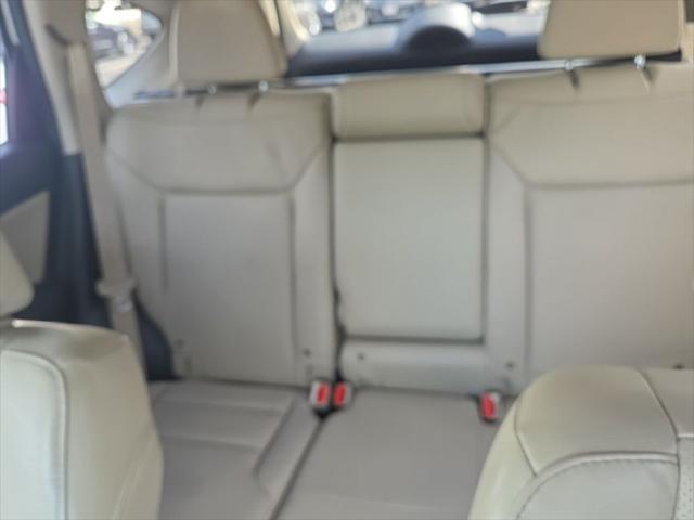 Photo of 2015 White Diamond Pearl Honda CR-V