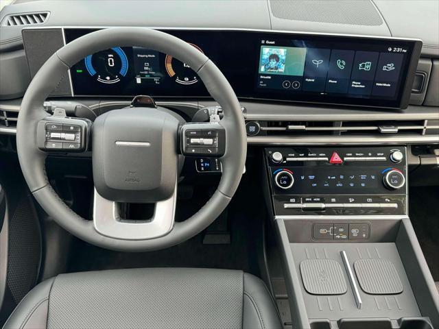 Photo of 2025 Phantom Black Hyundai SANTA FE