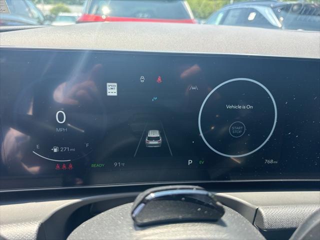 Photo of 2025 Deep Sea Hyundai TUCSON Hybrid