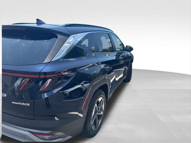 Photo of 2025 Deep Sea Hyundai TUCSON Hybrid
