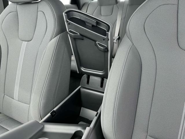 Photo of 2025 Intense Blue Hyundai ELANTRA
