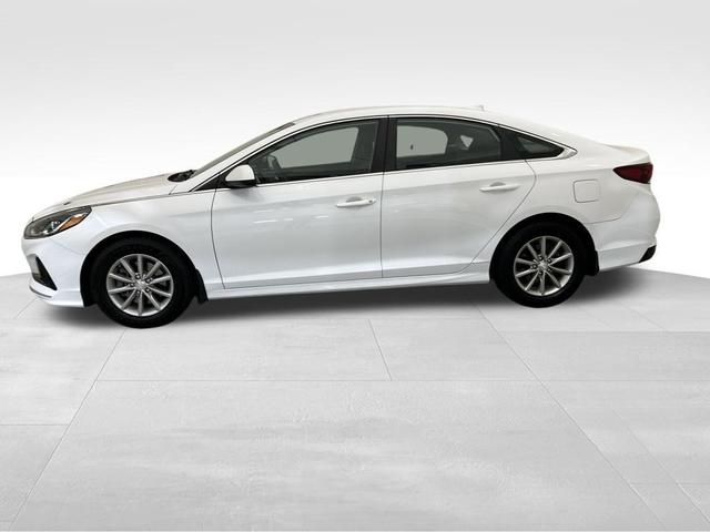 Photo of 2019 Quartz White Pearl Hyundai SONATA