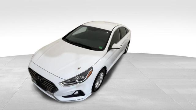 Photo of 2019 Quartz White Pearl Hyundai SONATA