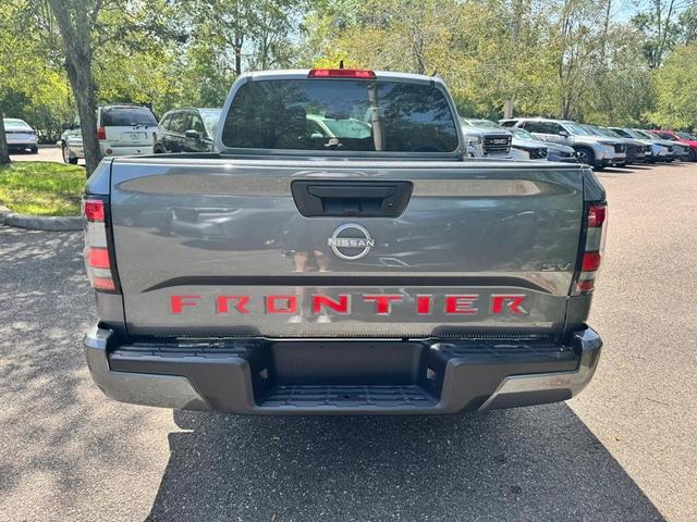 Photo of 2023 Gun Metallic Nissan Frontier