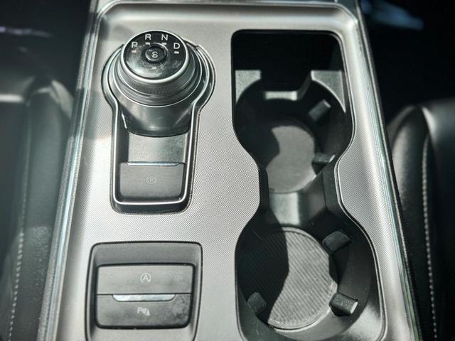 Photo of 2024 Silver Metallic Ford Edge