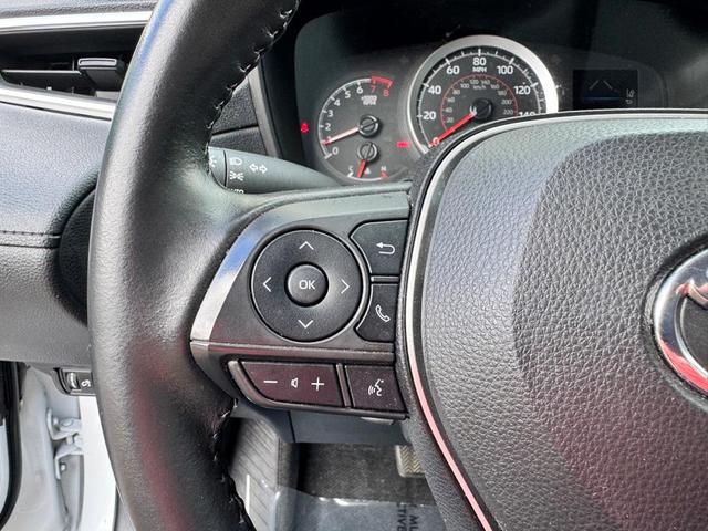 Photo of 2022 Pearl Toyota Corolla Cross