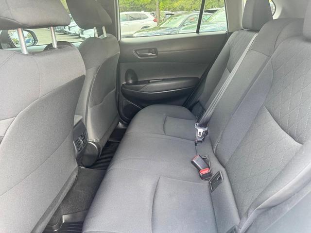 Photo of 2022 Pearl Toyota Corolla Cross