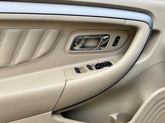 Photo of 2014 Sterling Gray Metallic Ford Taurus