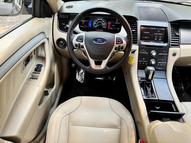Photo of 2014 Sterling Gray Metallic Ford Taurus