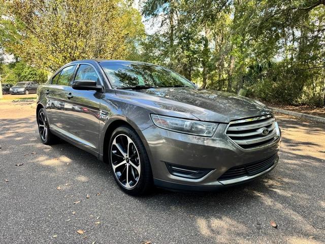 Photo of 2014 Sterling Gray Metallic Ford Taurus