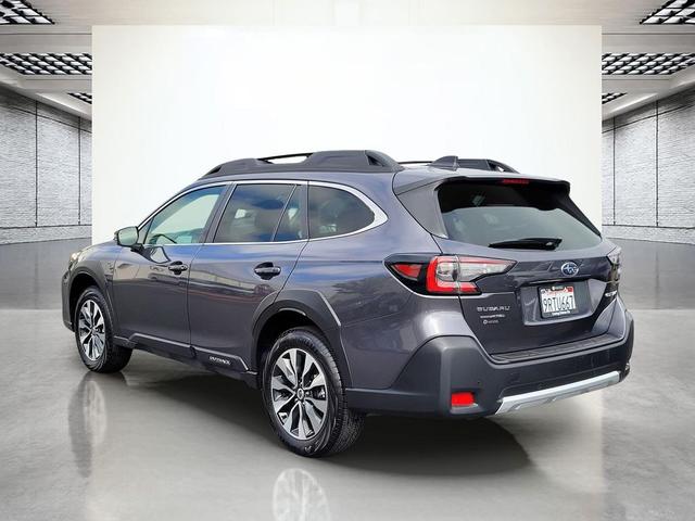 Photo of 2025 Magnetite Gray Metallic Subaru Outback