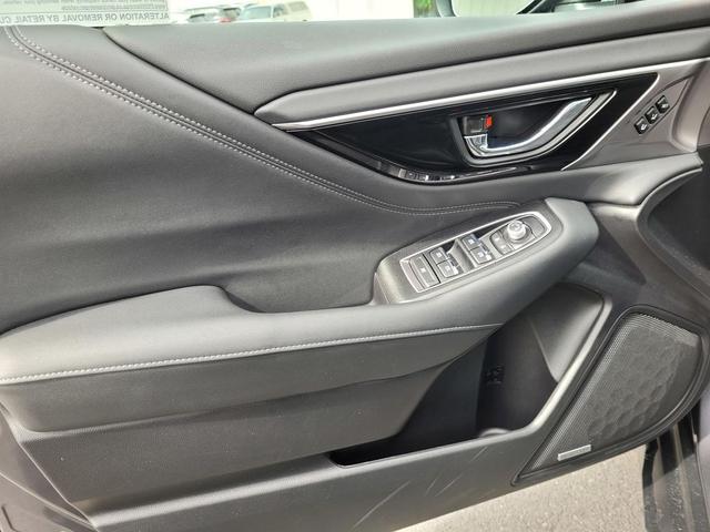 Photo of 2025 Magnetite Gray Metallic Subaru Outback