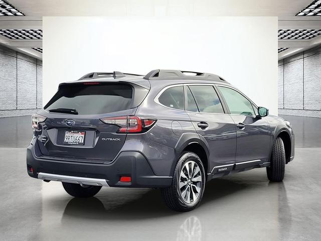 Photo of 2025 Magnetite Gray Metallic Subaru Outback