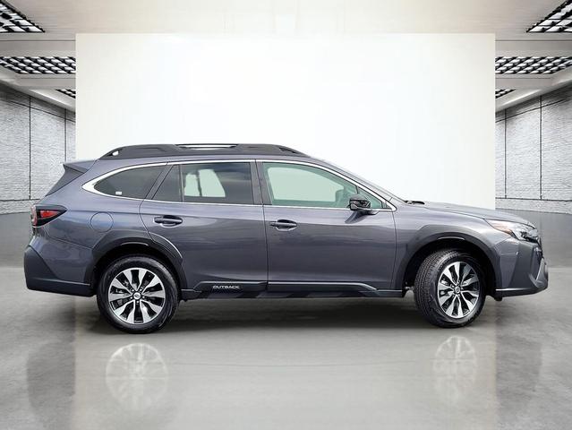 Photo of 2025 Magnetite Gray Metallic Subaru Outback