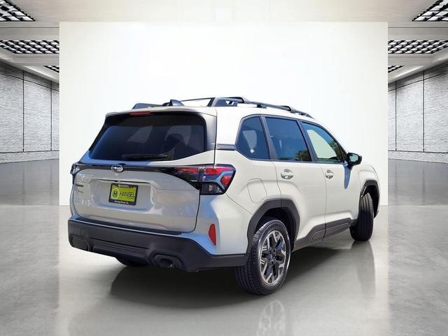 Photo of 2025 Crystal White Pearl Subaru Forester