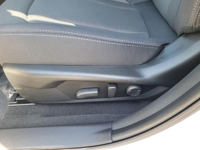 Photo of 2025 Crystal White Pearl Subaru Crosstrek