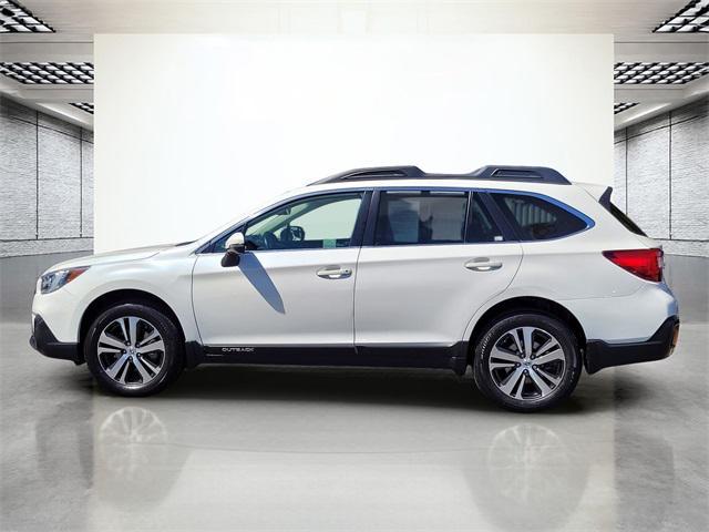 Photo of 2018 Crystal White Pearl Subaru Outback