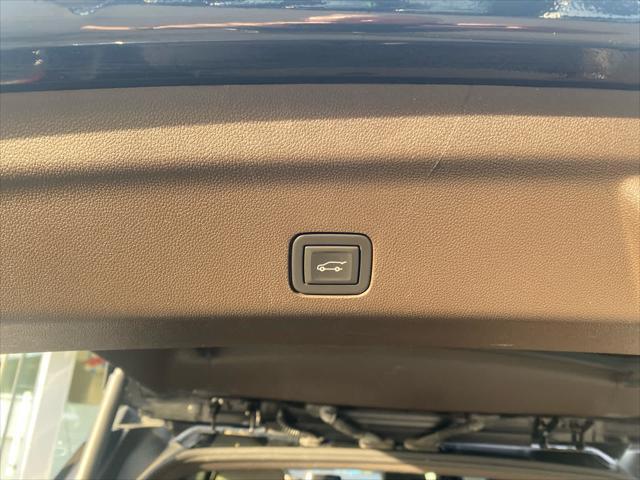 Photo of 2023 Black Chevrolet Suburban