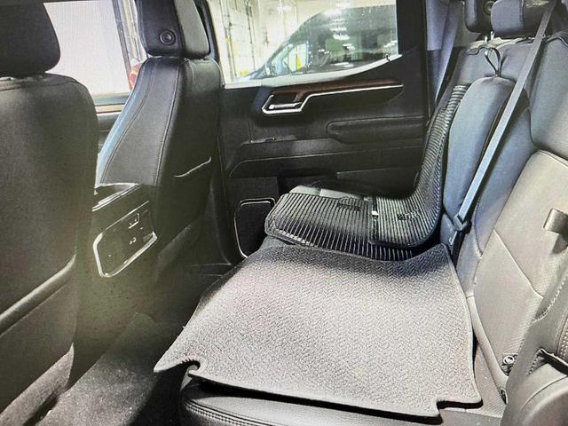Photo of 2023 Onyx Black GMC Sierra 1500