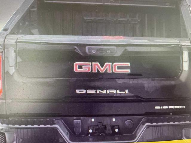 Photo of 2023 Onyx Black GMC Sierra 1500