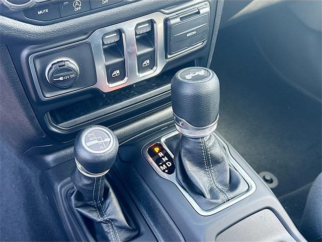 Photo of 2025 Hydro Blue Pearlcoat Jeep Wrangler
