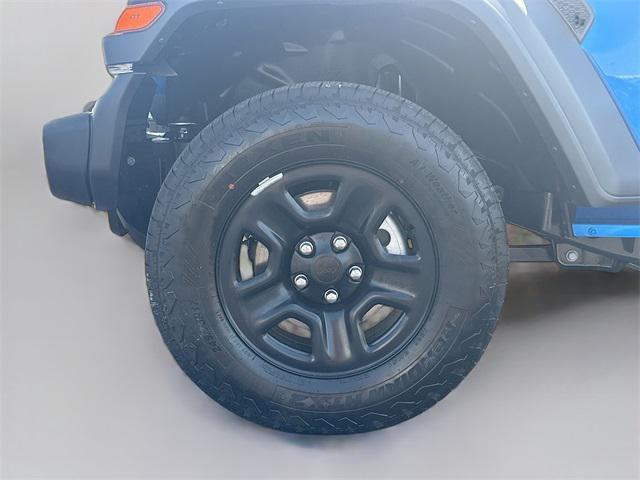 Photo of 2025 Hydro Blue Pearlcoat Jeep Wrangler