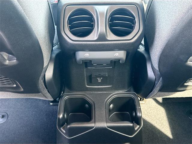 Photo of 2025 Mojito Clearcoat Jeep Wrangler