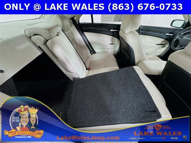Photo of 2016 Billet Silver Metallic Clearcoat Chrysler 300
