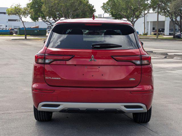 Photo of 2022 Red Diamond Mitsubishi Outlander