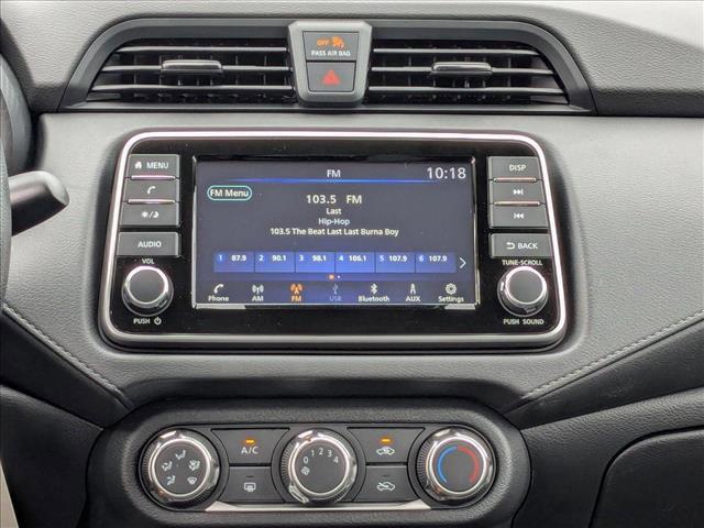 Photo of 2025 Super Black Nissan Versa