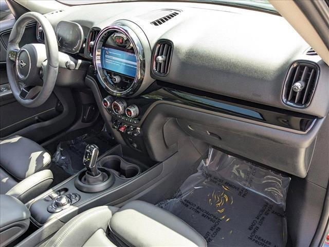Photo of 2024 MINI Yours Enigmatic Black Metallic MINI Countryman