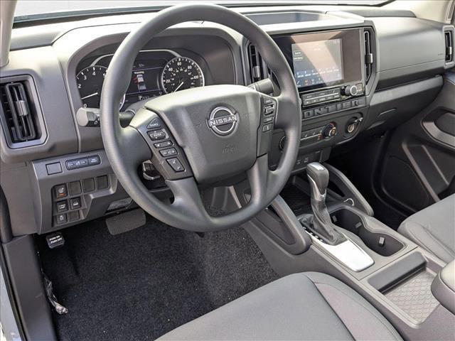 Photo of 2026 Glacier White Nissan Frontier