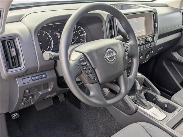 Photo of 2026 Glacier White Nissan Frontier
